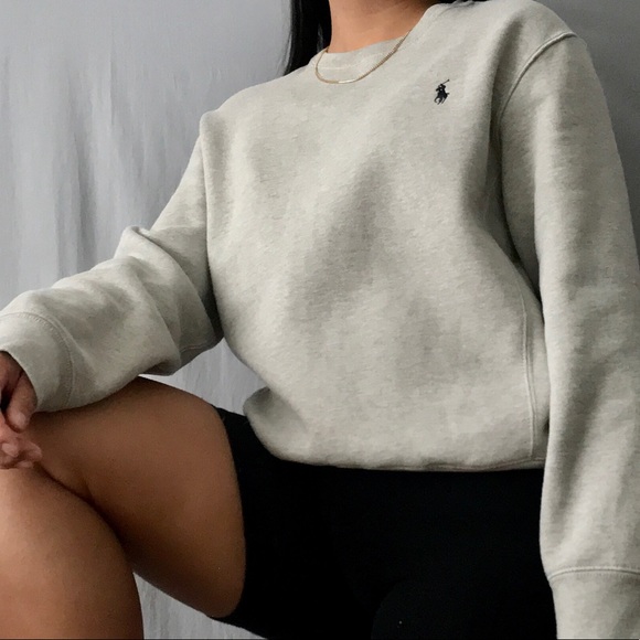 **SOLD**: GREY CREWNECK BY POLO BY RALPH LAUREN - Picture 3 of 5